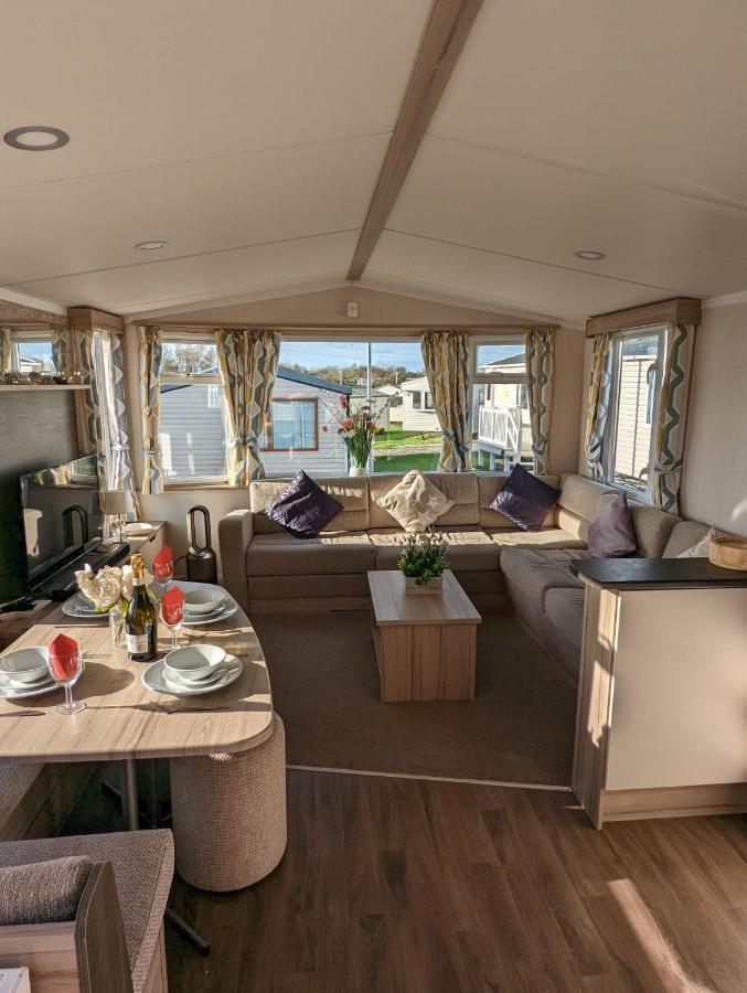 מלון Sleeps 6 Modern And Bright Caravan Littlesea Haven וויימות' מראה חיצוני תמונה